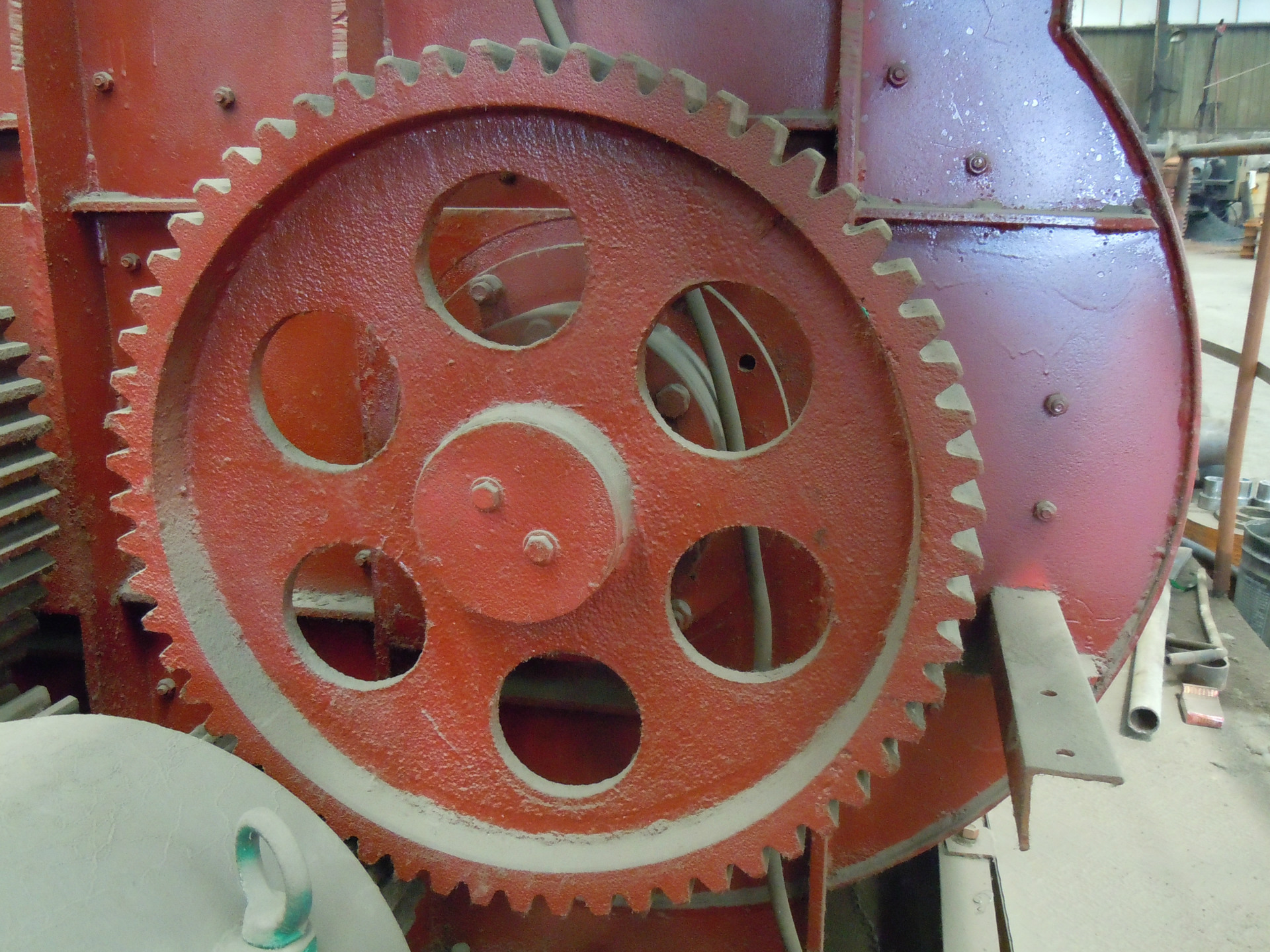 我厂专业生产搅拌机各种型号减速机及配件,型号齐全,配件齐全,齿轮