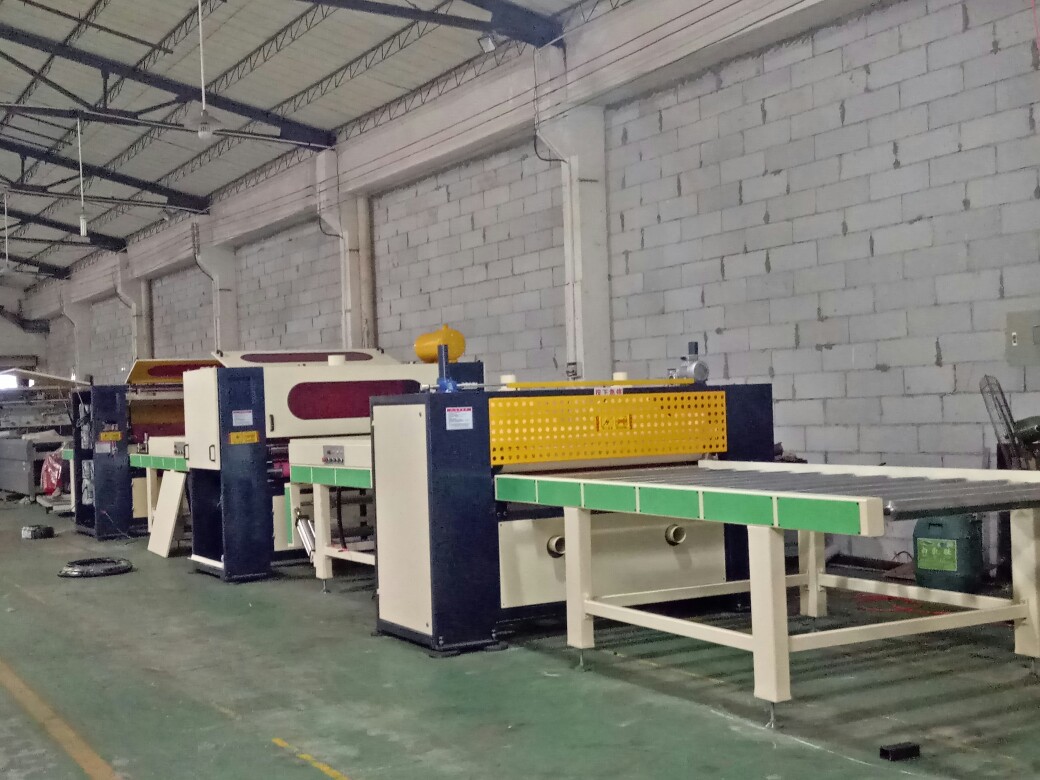 全自动pur木工包覆机 多功能包覆机 实木线条包覆机 佛山厂家