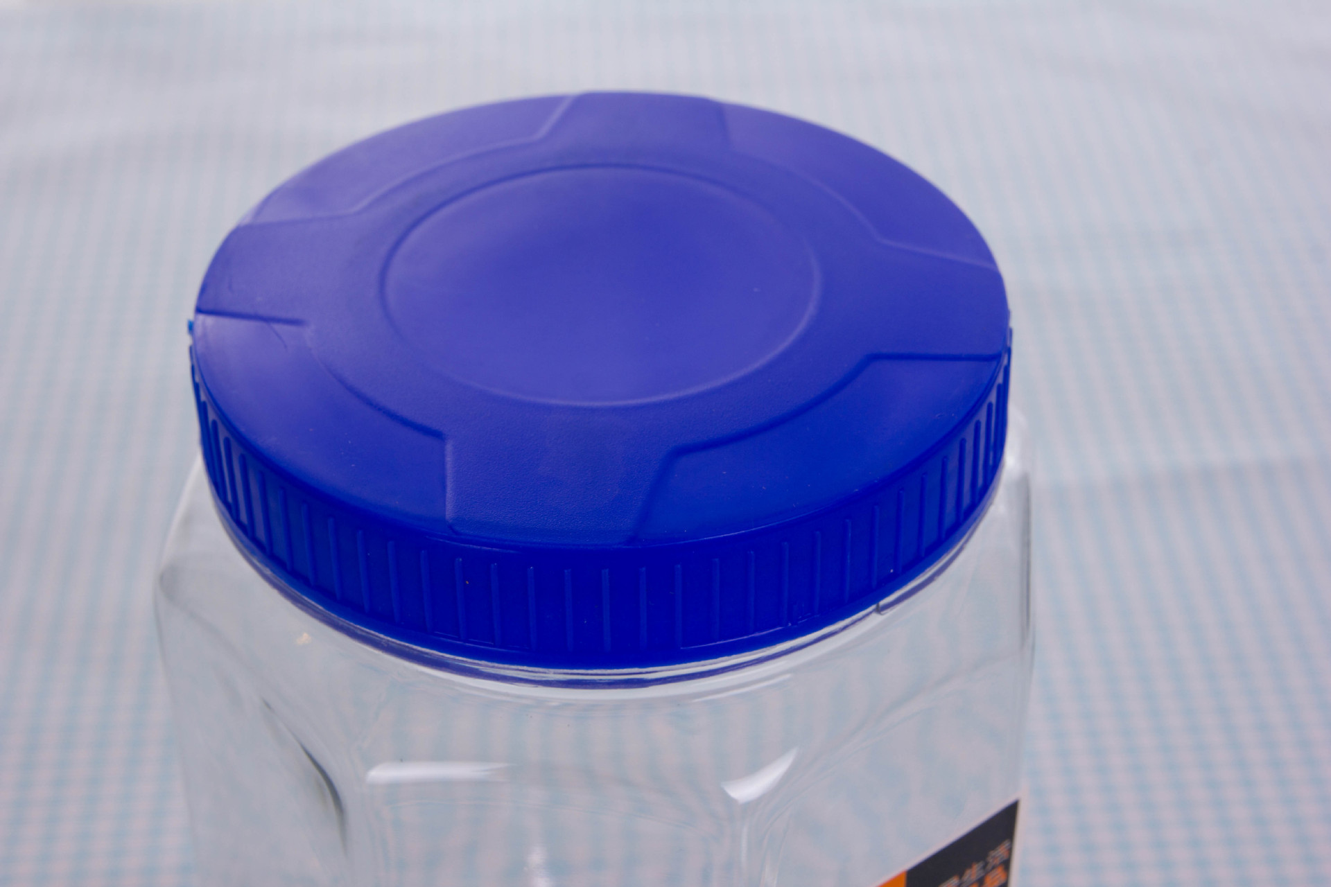 厂家直销 康馨宝1500ml小八角瓶密封透明塑料包装罐糖果罐饼干瓶