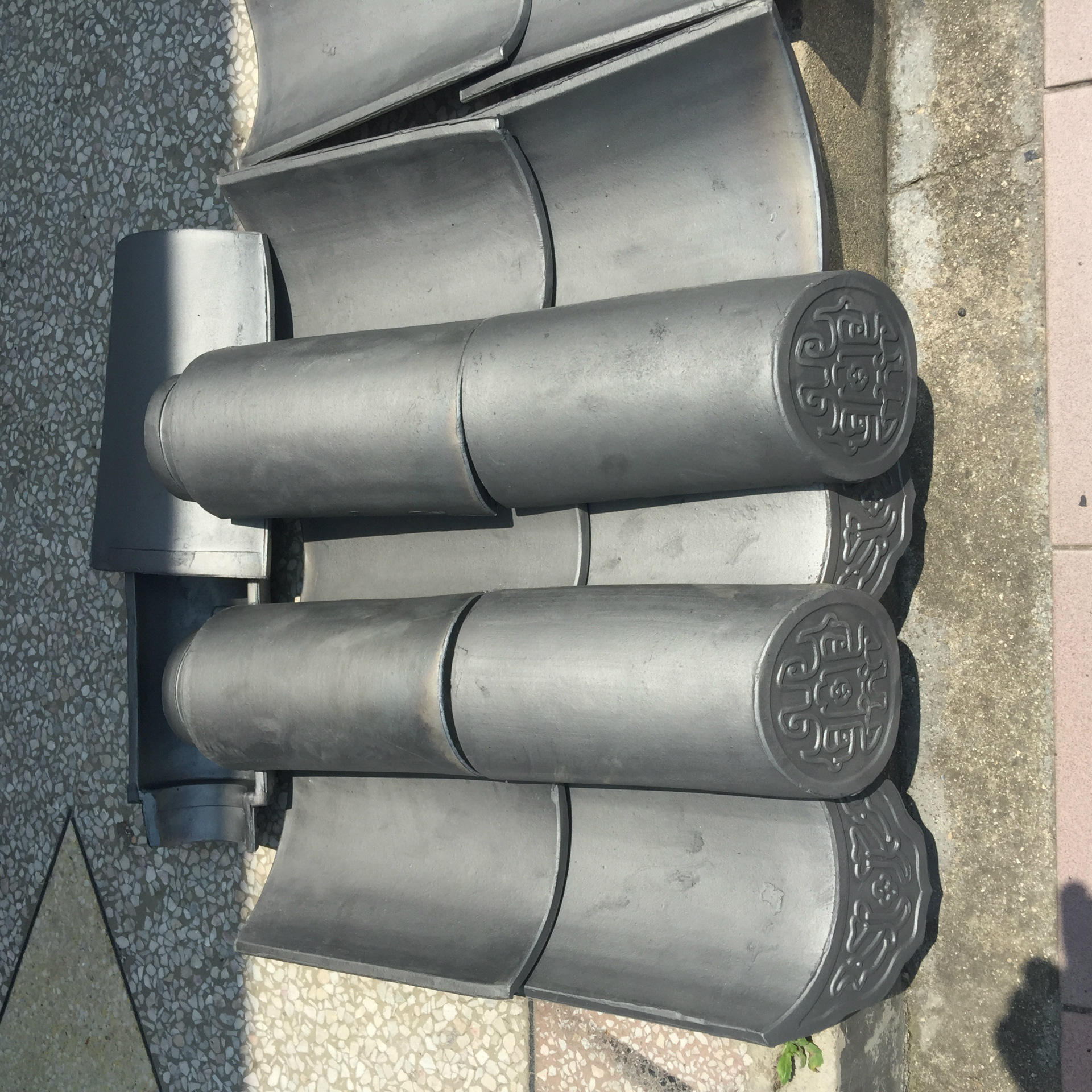 银灰色仿古马头墙滴水瓦陶土板瓦唐宋硫璃古建屋面瓦片生产定制