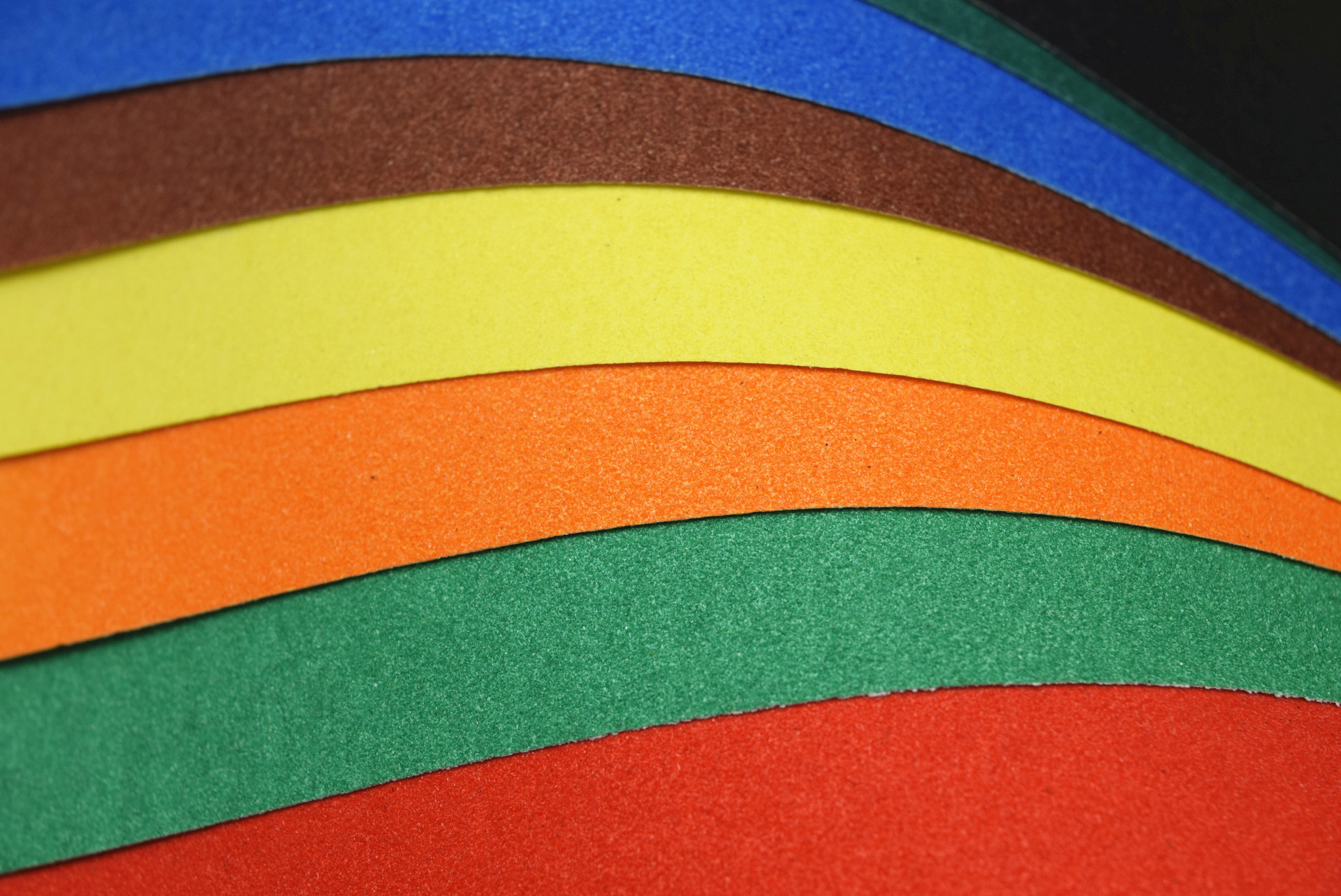 批发4k彩砂纸8开刮砂纸彩沙a4型砂画纸油纸儿童刮刮画纸