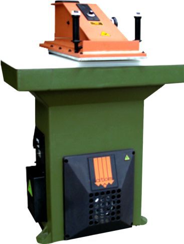 供应二手意大利产阿通atom摇臂式皮革eva纺织无纺布海绵裁断机