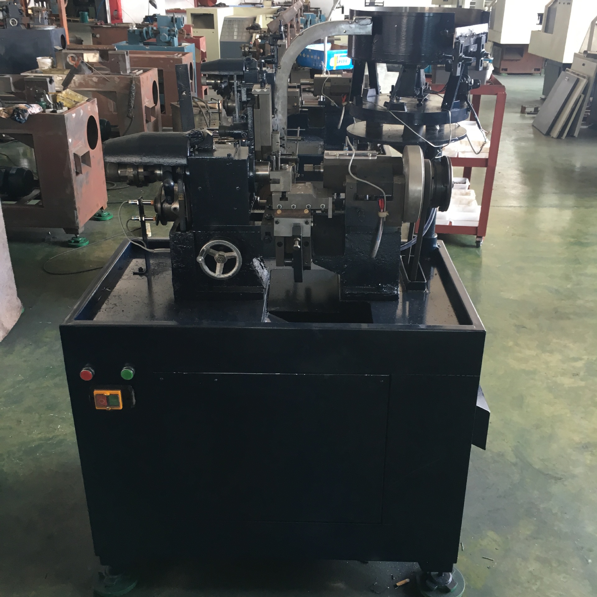 全自动仪表车床,短料钻孔攻牙自动仪表车床,厂家直销