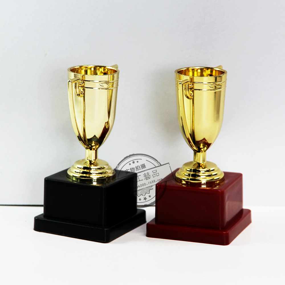 环保塑料奖杯4英寸方底 定制批发 创意摆饰工艺品奖杯