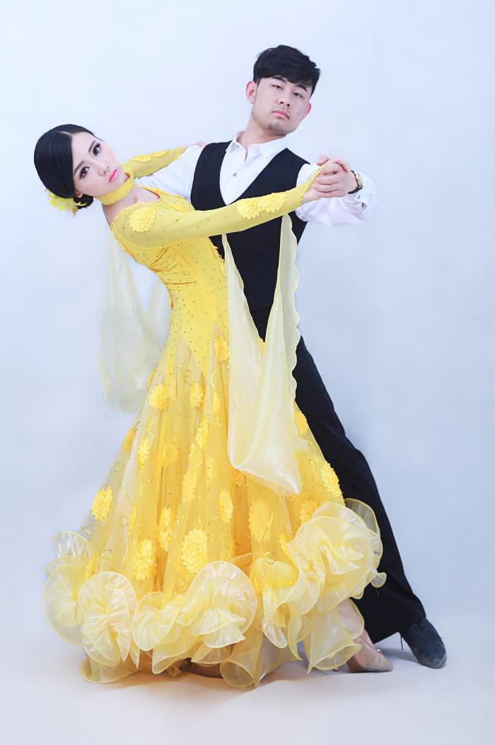 供应奢华手工烫钻摩登舞演出服 广场舞裙 交谊舞连衣裙大摆