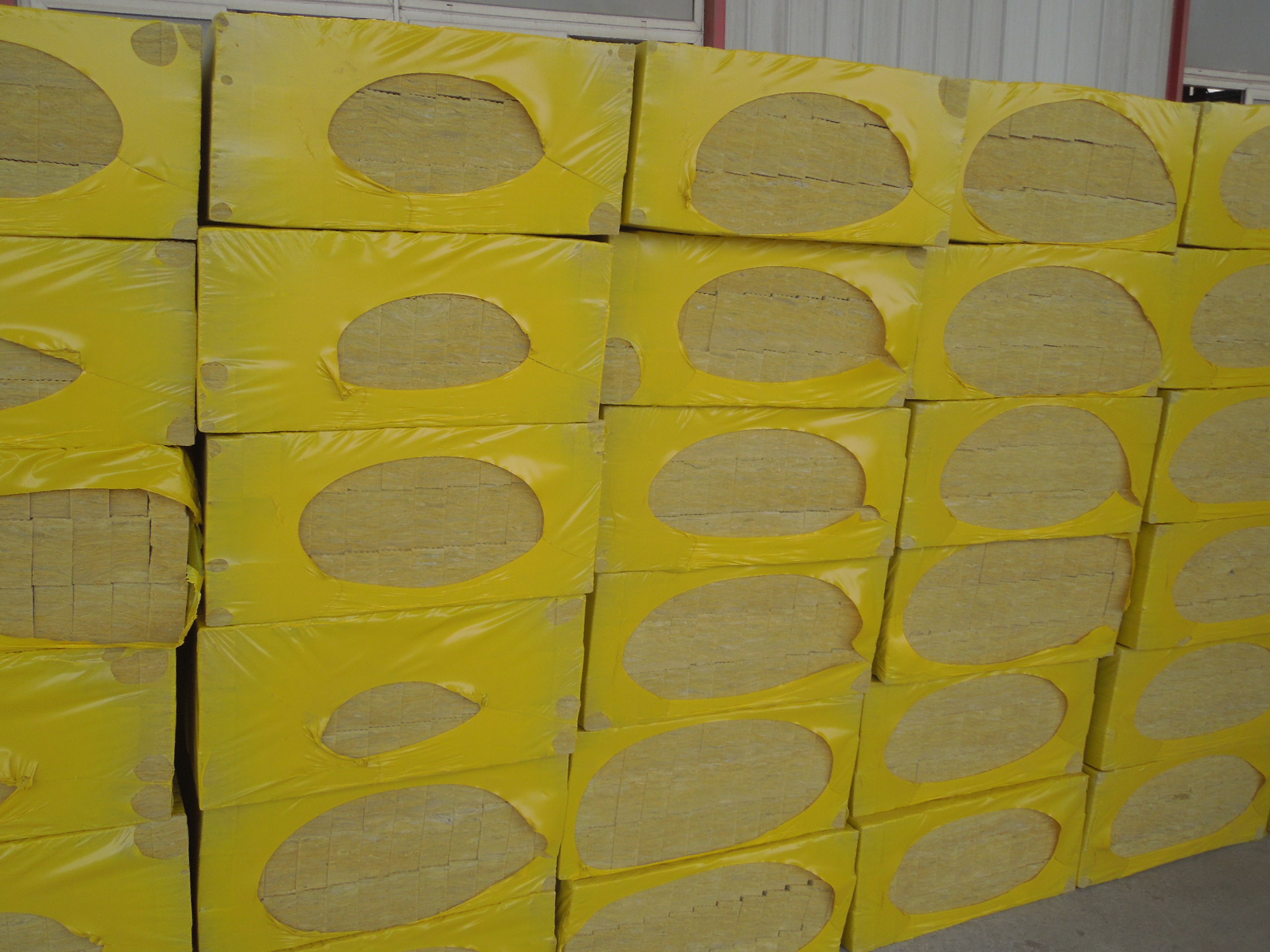 盂县岩棉保温板复合保温板岩棉板厂家岩棉板规格