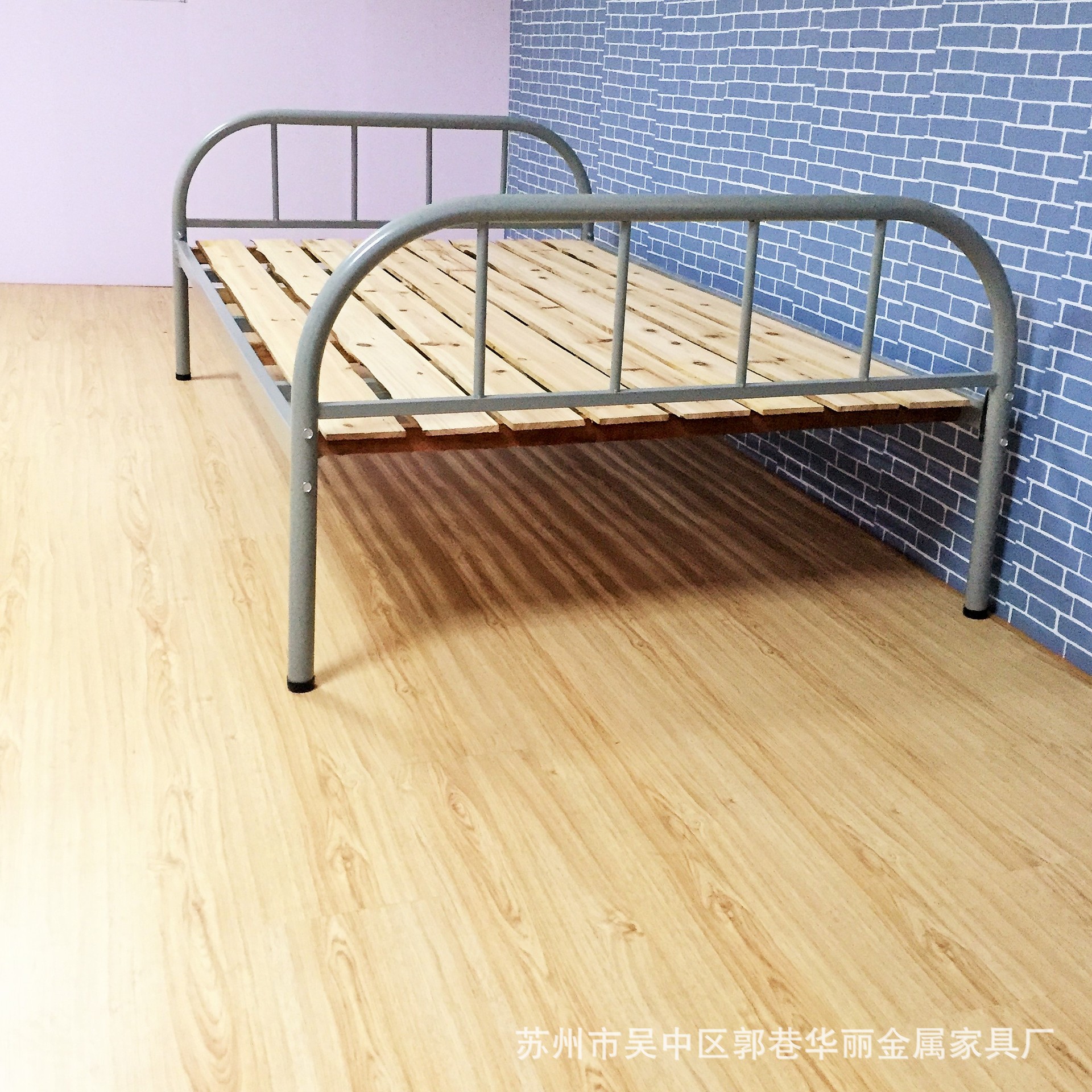 批发定制职工宿舍单人铁架床单层员工床1.2米钢木单人床苏州厂家
