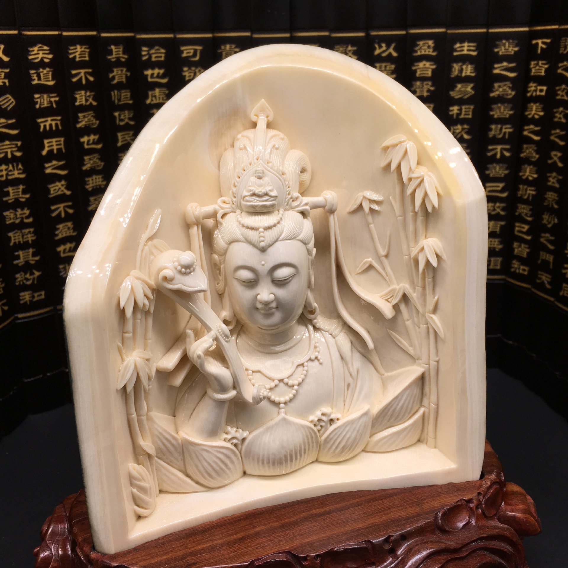 猛犸象牙精品摆件之蓝皮如意观音半身像