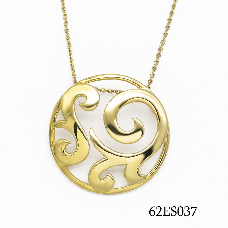 阿拉伯式花纹圆形18k包金吊坠 法国3m镀金阿拉伯纹饰圆形镂空吊坠