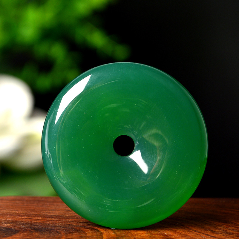 厂家直销天然绿色玉髓男女款冰种转运玛瑙护身玛瑙平安扣玉吊坠