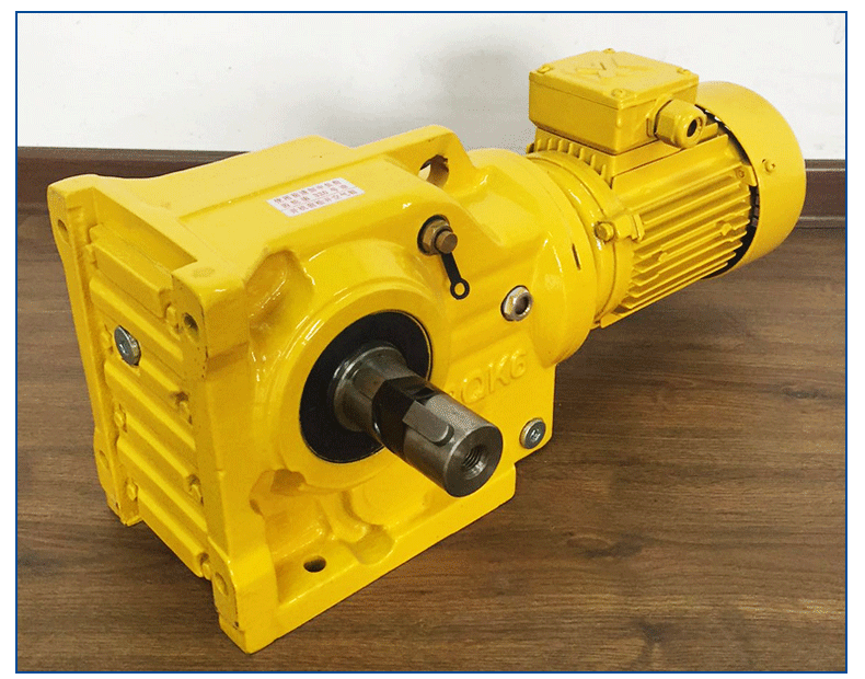 卧式小型齿轮减速器减速机招商