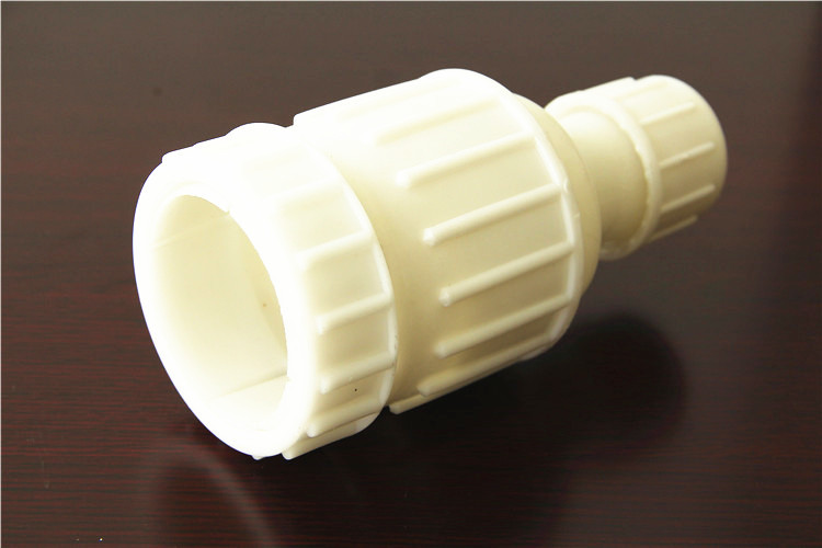 厂家供应pp直接 农田灌溉塑料管接头 快速直接接头批发