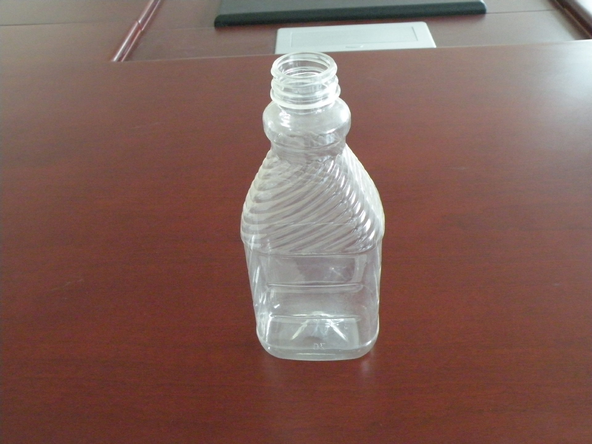 2.5l pet塑料酱油瓶 香油瓶 厂家供应 批发价格