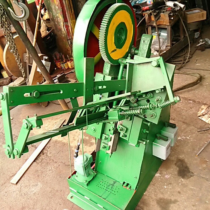 立式自动搓丝机,加工长直棒料的理想设备