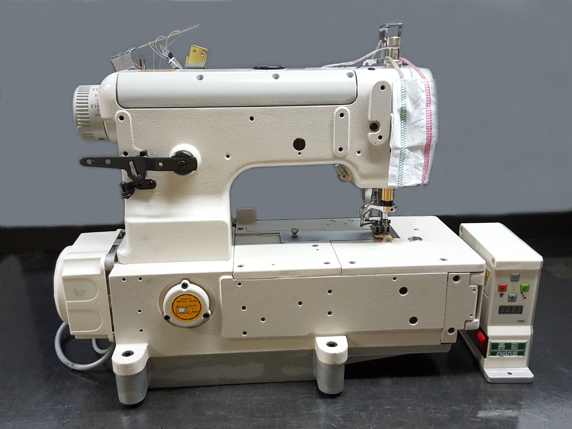500电脑直驱绷缝机 600三针五线砍车 工业缝纫机 批发
