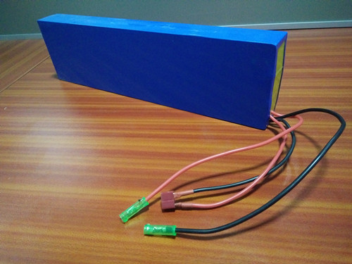 厂家定制36v电动滑板车电池碳纤维成人电动车电池18650锂电池组