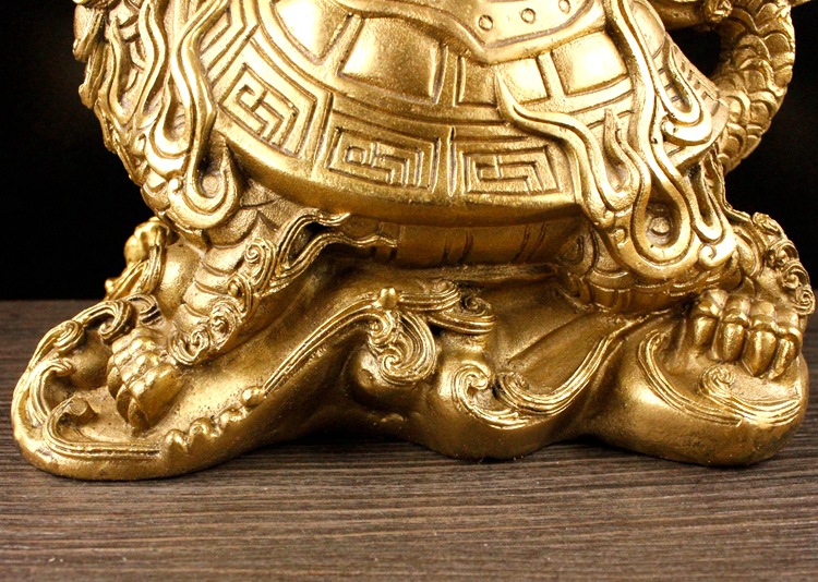 尺寸及重量: 高约17cm 长约17cm 宽约10cm 重约3斤 品牌: 金牟铜雕