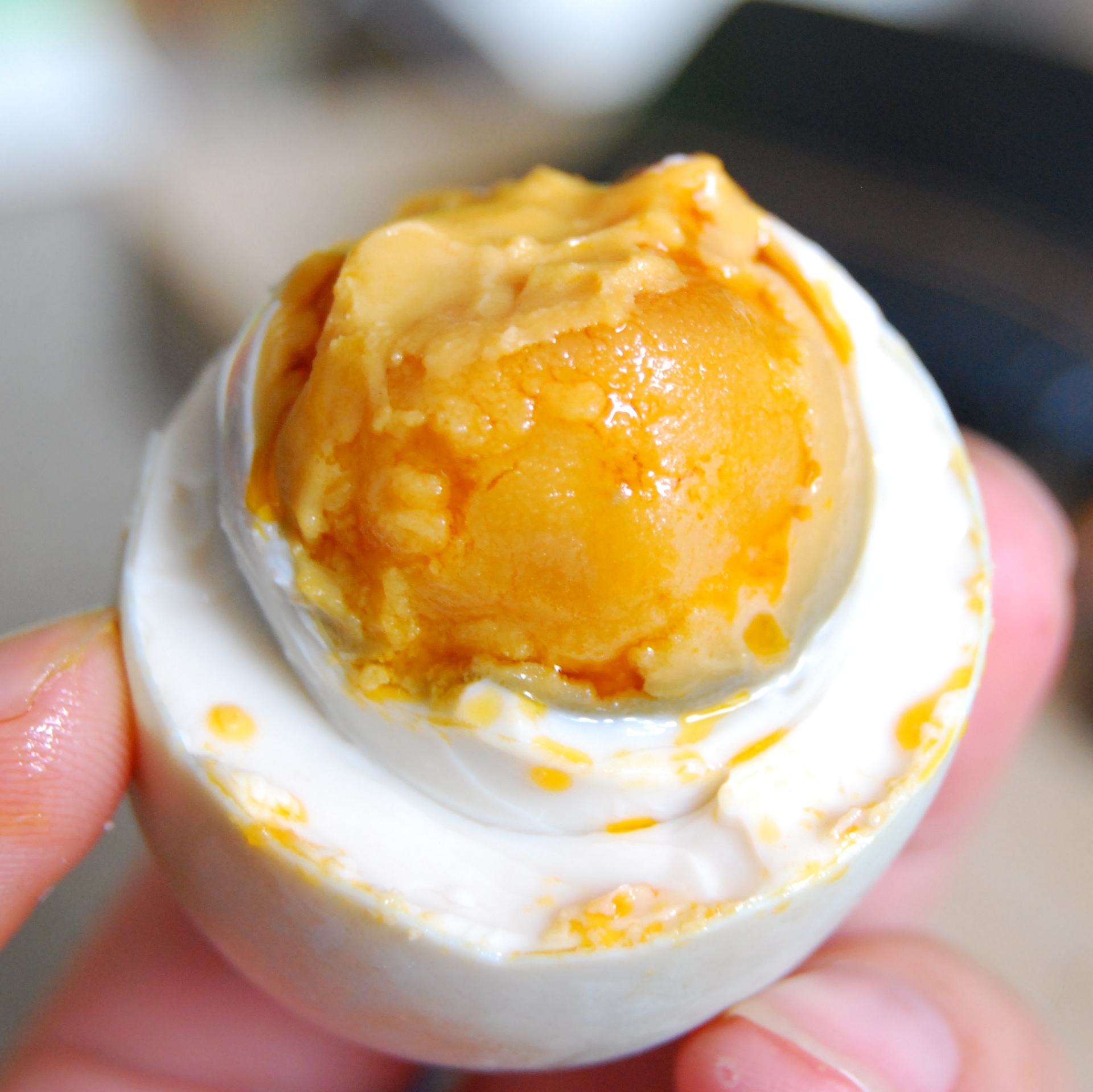 咸鸭蛋产地货源广西红树林海鸭蛋老曾叔25枚礼盒装一件代发招代理