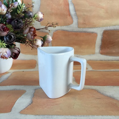 来样加工几何三角形马克杯 陶瓷咖啡杯定制logo 注浆工艺