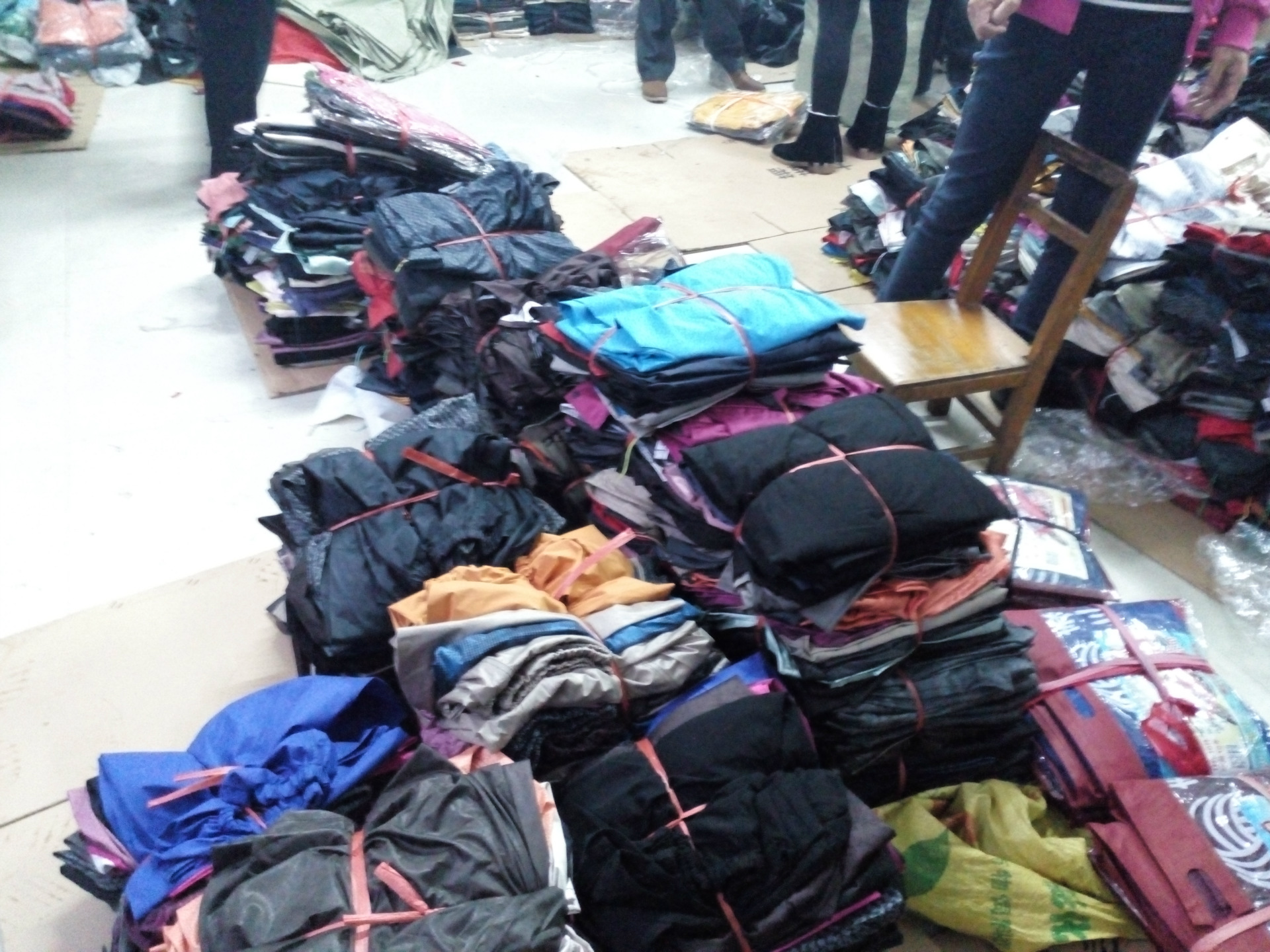 摆地摊帆布雨衣 航空牛筋雨衣跑江湖农用地摊雨披雨具分体雨衣