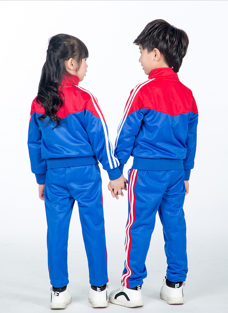 欢迎新老顾客咨询,洽谈合作事宜 校服面料:金光绒 面料解析:此面料