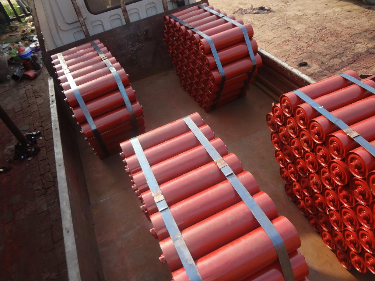 专业生产制作耐磨平行托辊平行上调心托辊支架诚信经营质优价廉