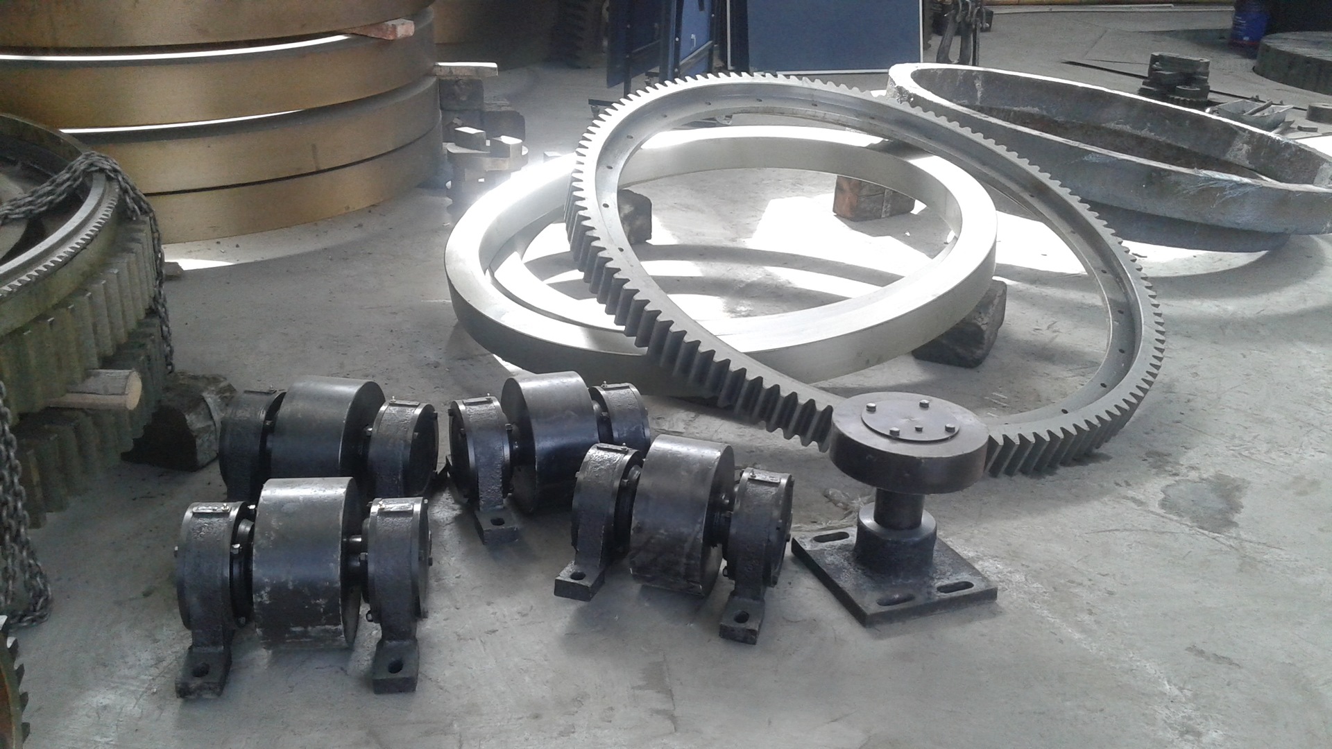 厂家铸造500烘干机拖轮 多种规格烘干机拖轮