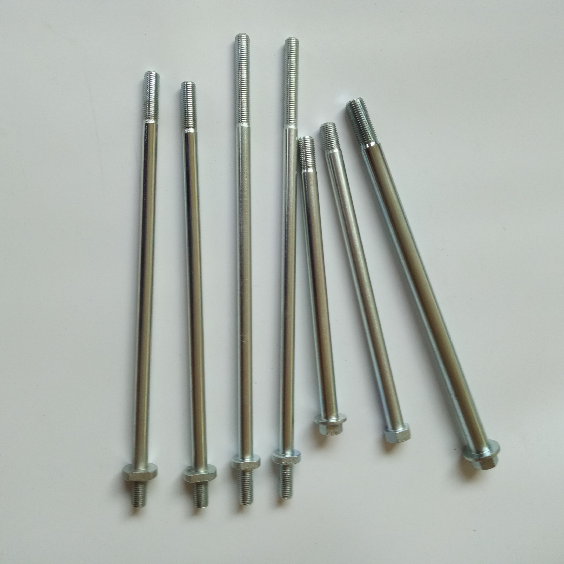 两轮摩托车前后轮轴 可定做