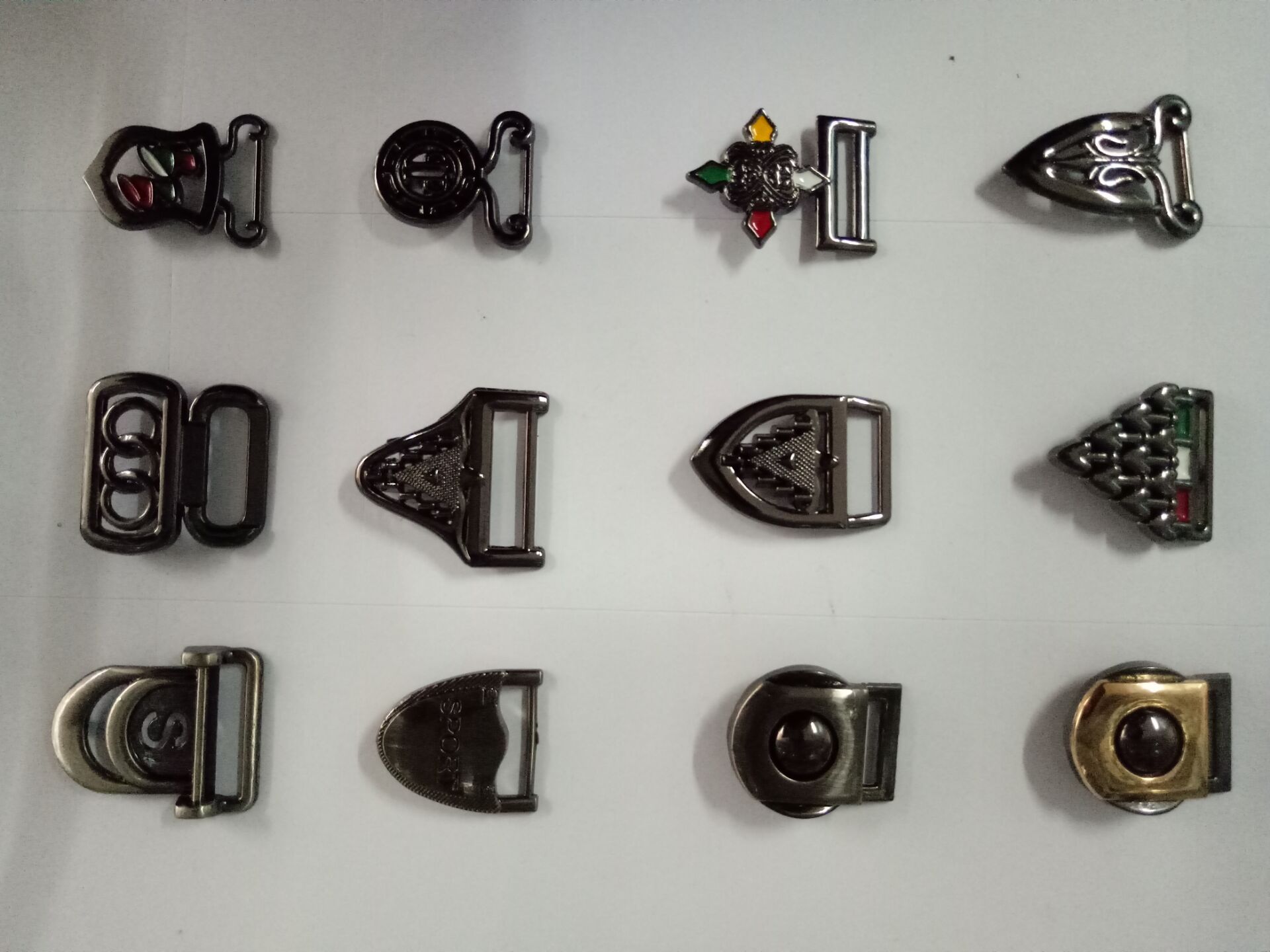 2017新款爆版鞋扣