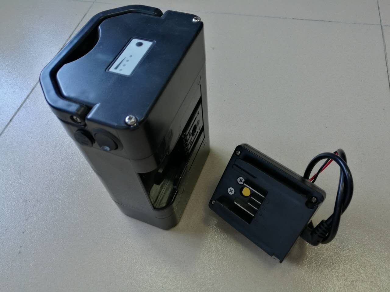 36v8ah-11ah万向锂电池组 折叠车,电动自行车用