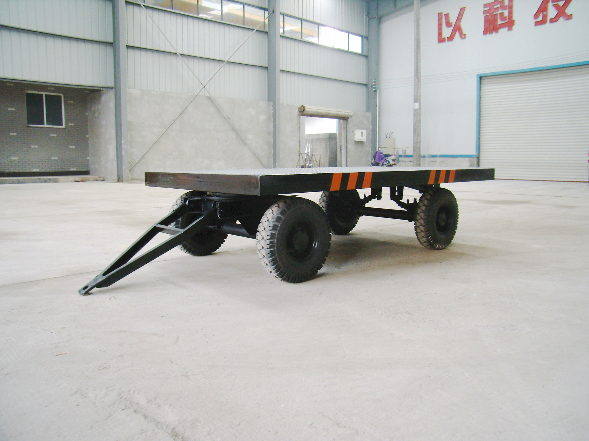 四轮平板拖车/ 厂家直销起重平车/拖车/平板/耐用