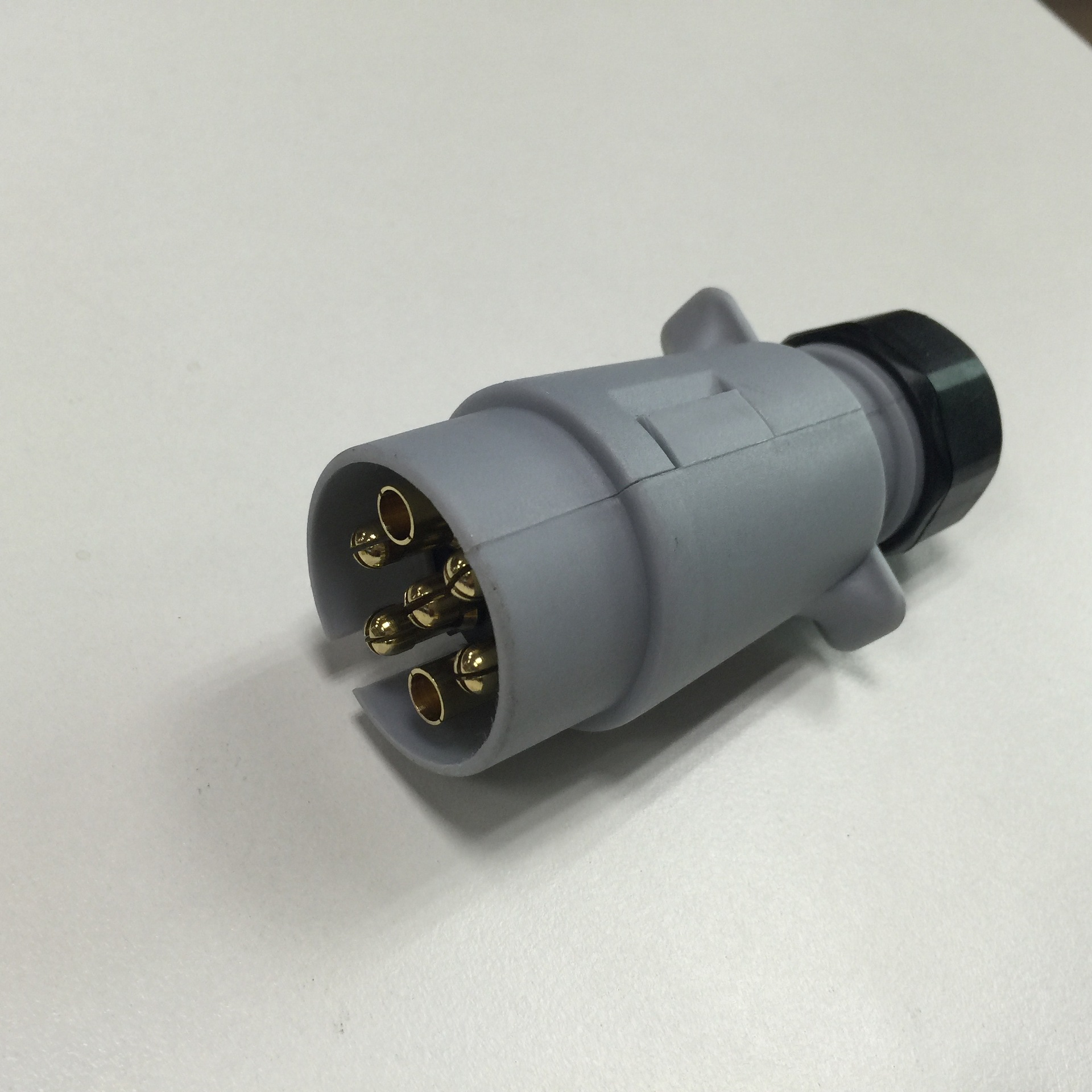 tm3050uk 拖车适配器 7芯 拖车插头连接器 pvc