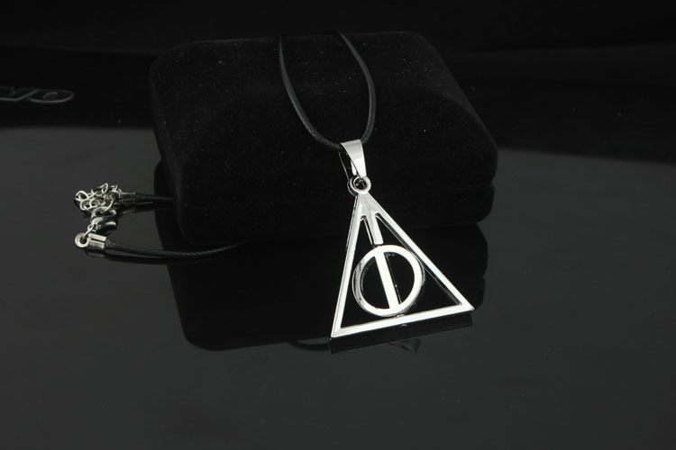 t399哈利波特项链 卢娜三角 死亡圣器 可转动项链义乌小商品批发
