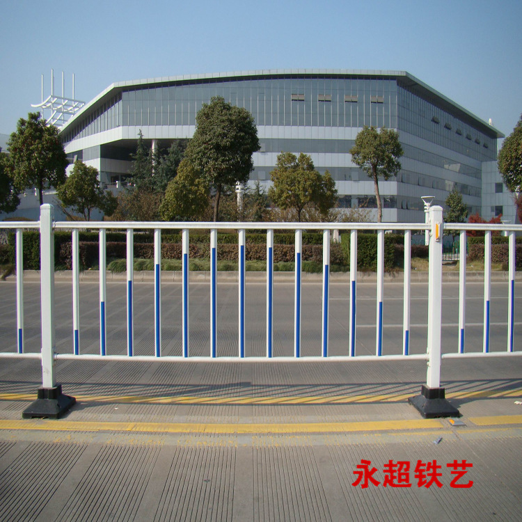 2518554837_1473273972