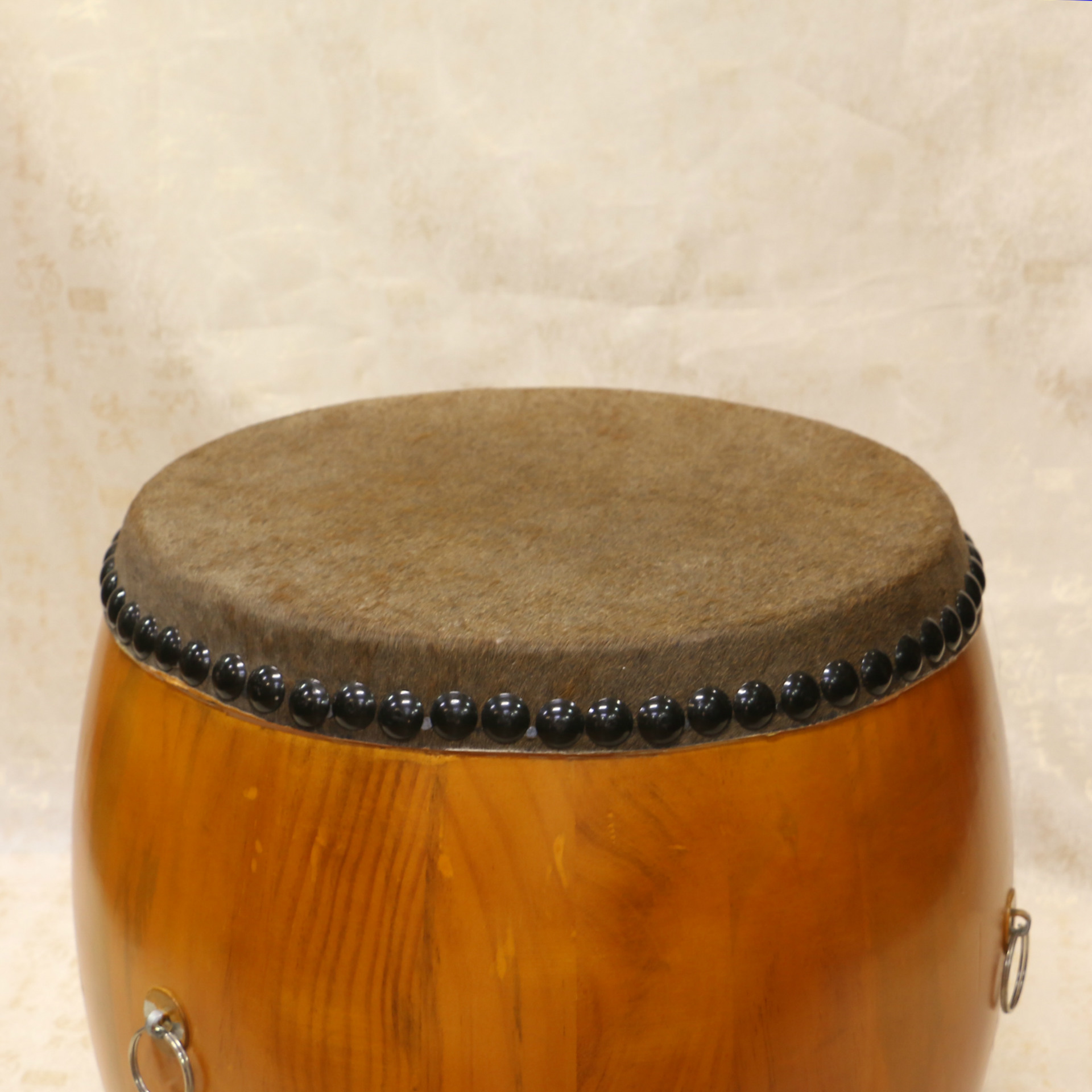 圆通佛具佛教用品厂家直销 楠木立式大鼓架 法会用具 牛皮大鼓