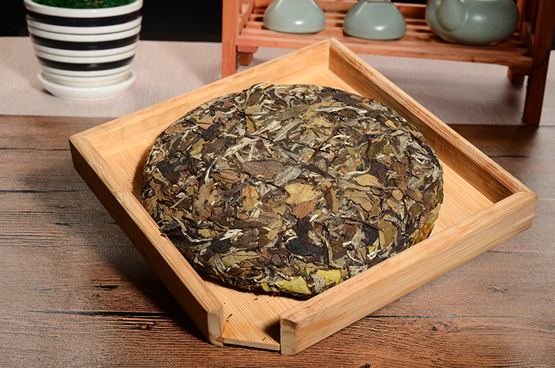 明前白牡丹茶饼 2013生态白茶产地货源 福鼎白牡丹茶饼批.