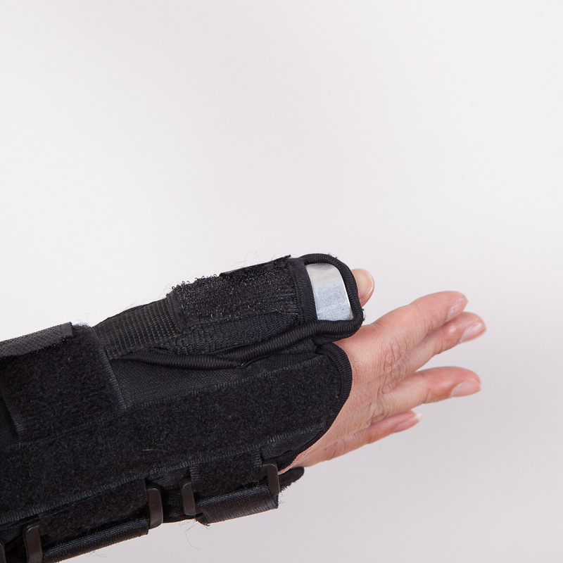 赛必克运动护具手掌固定器骨折手扭伤护手护腕钢板支撑护手掌