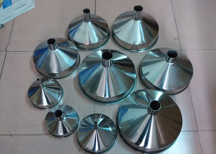 厂家大量供应不锈钢漏斗 订做料斗 下料器 豆浆机专用斗