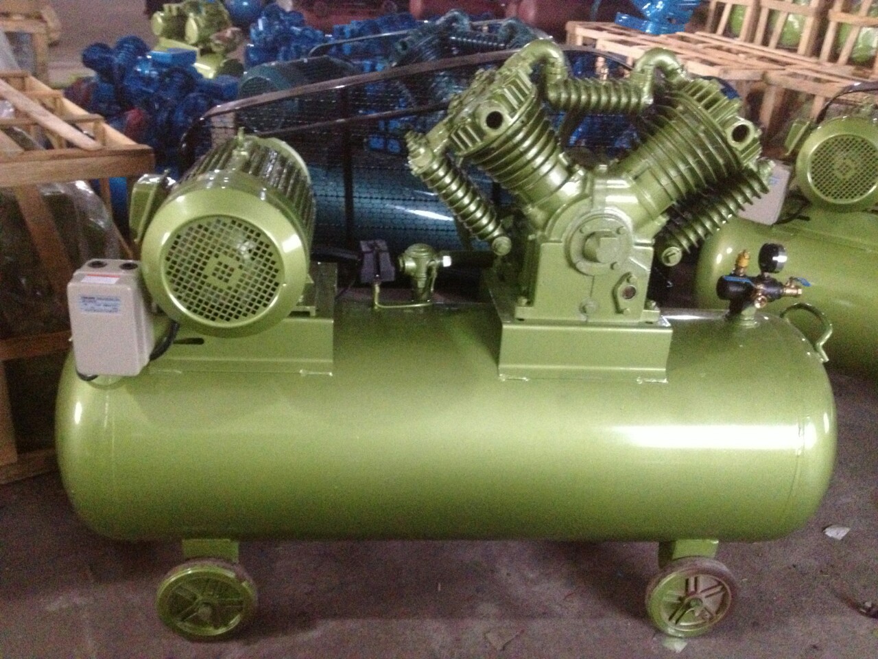 厂家直销上海人民牌上海海豹牌福州欧复盛牌1.05空压机