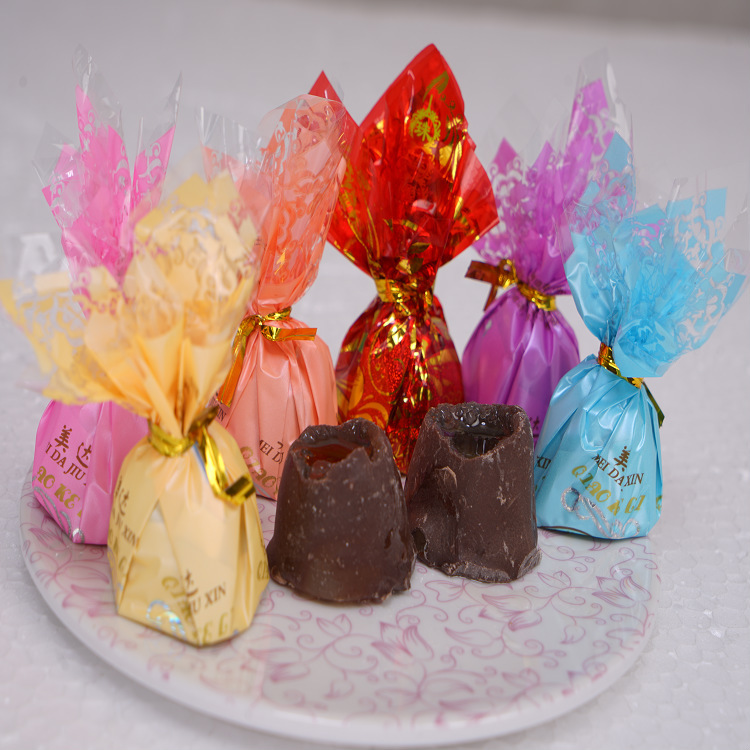 酒心糖酒心巧克力枕式扎花瓶型酒心巧克力盒装中国名酒酒心巧克