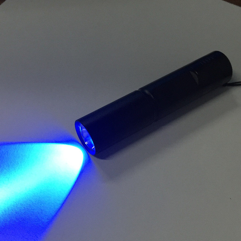 365uv紫光手电筒荧光剂检测灯验钞灯防伪玉石鉴定手电筒