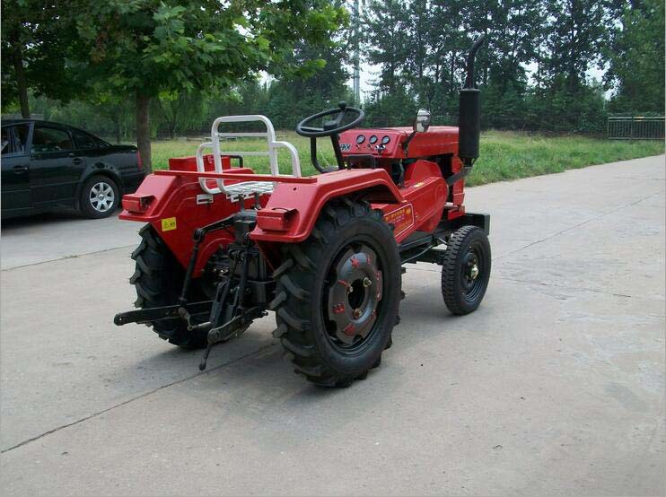 厂家出售17马力单缸四轮农用拖拉机体积小操作灵活方便