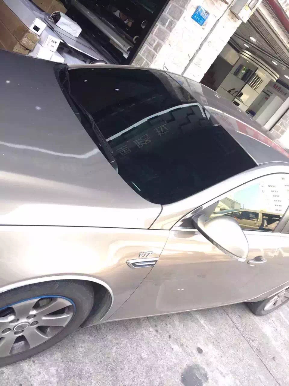 汽车太阳膜批发黑晶前挡膜 高隔热玻璃防爆隔热膜太阳膜