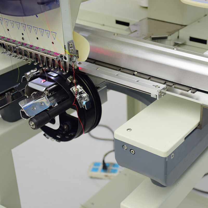 12针单头绣花机单头电脑绣花机单头多针绣花机全新电脑绣花机