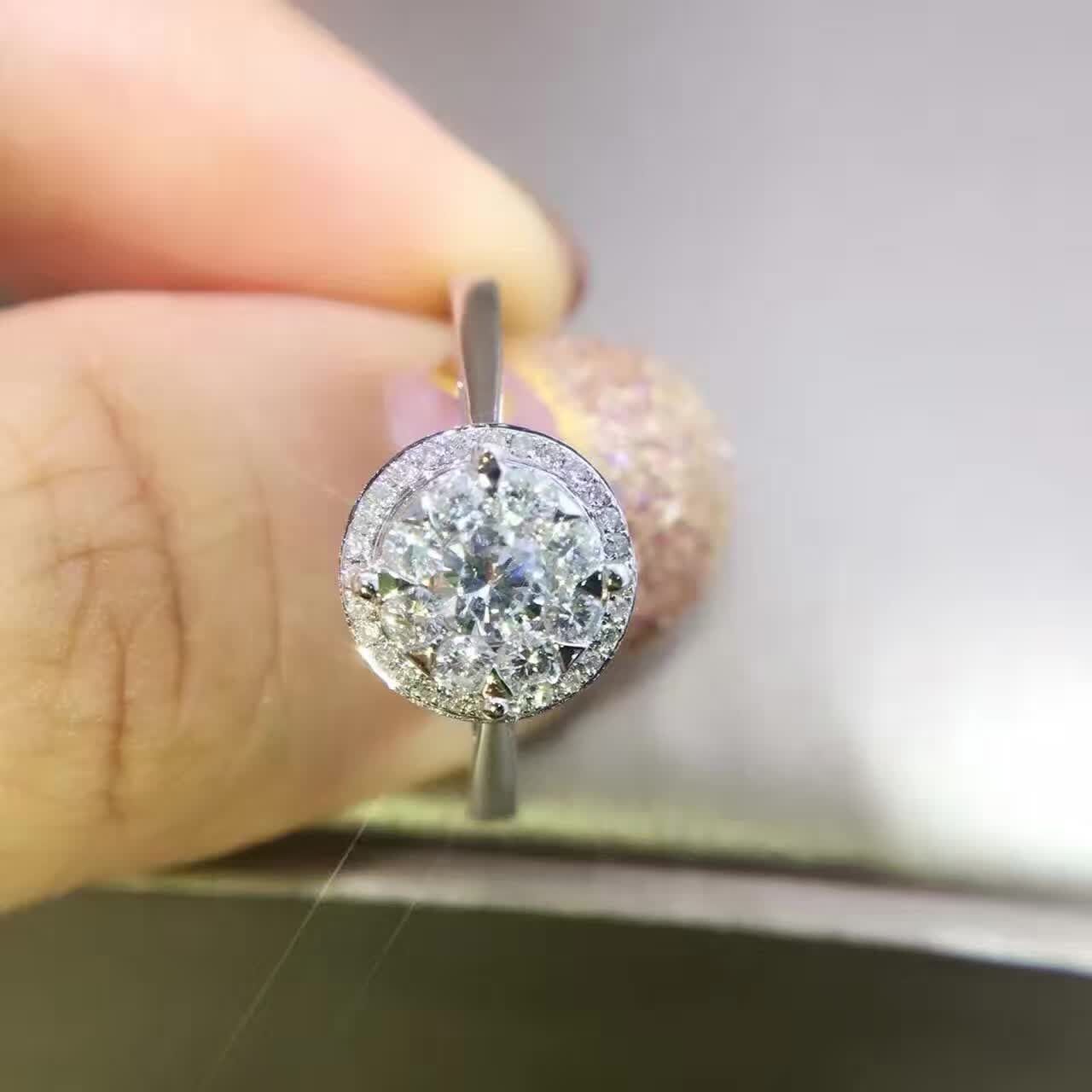 群镶克拉效果 钻石戒指 证书 包装 大福同款 主石18分左右 婚戒