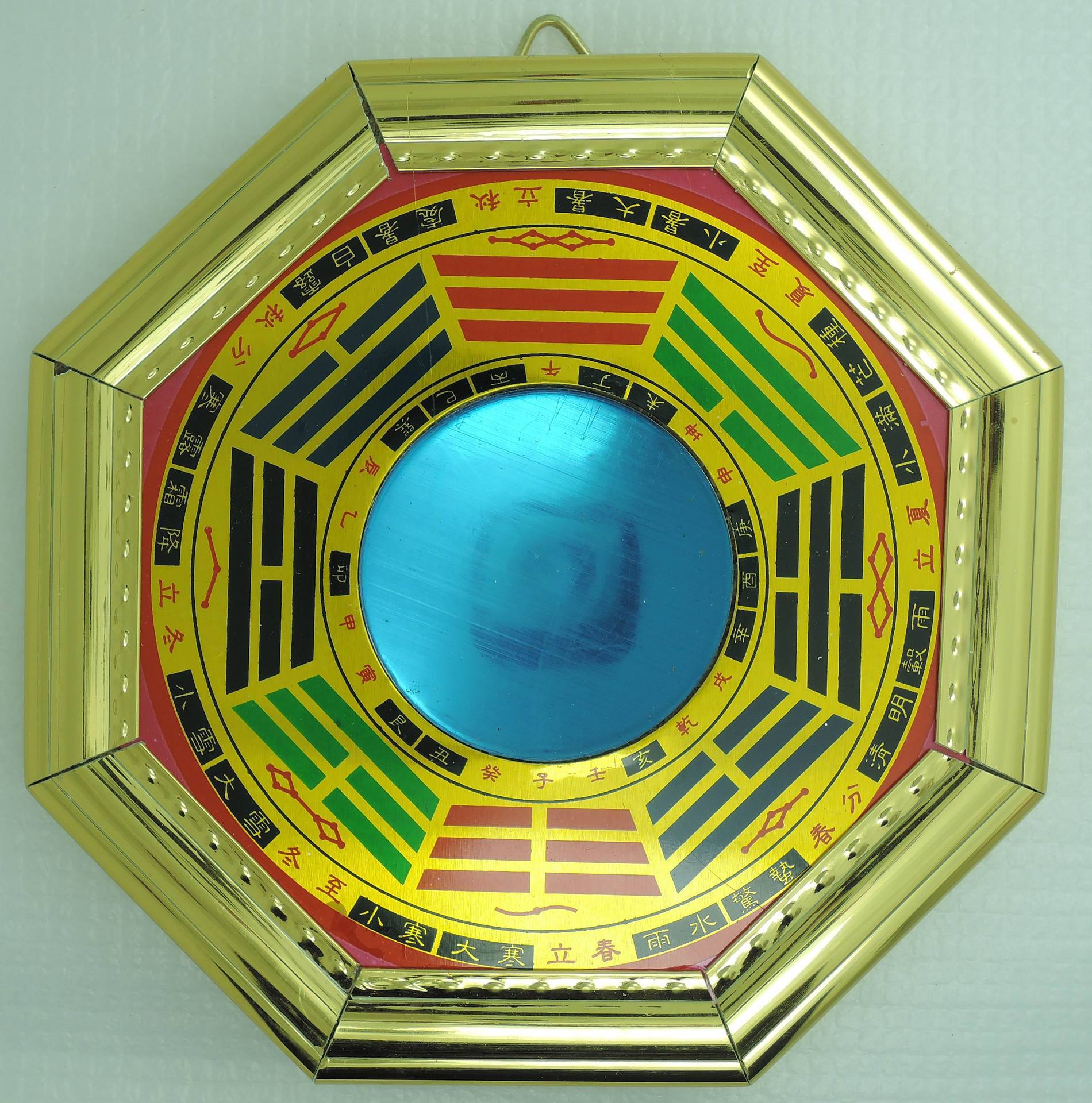 小号金边四季凸凹 八卦镜 道教小工艺品 木卦 小八卦 中公工艺