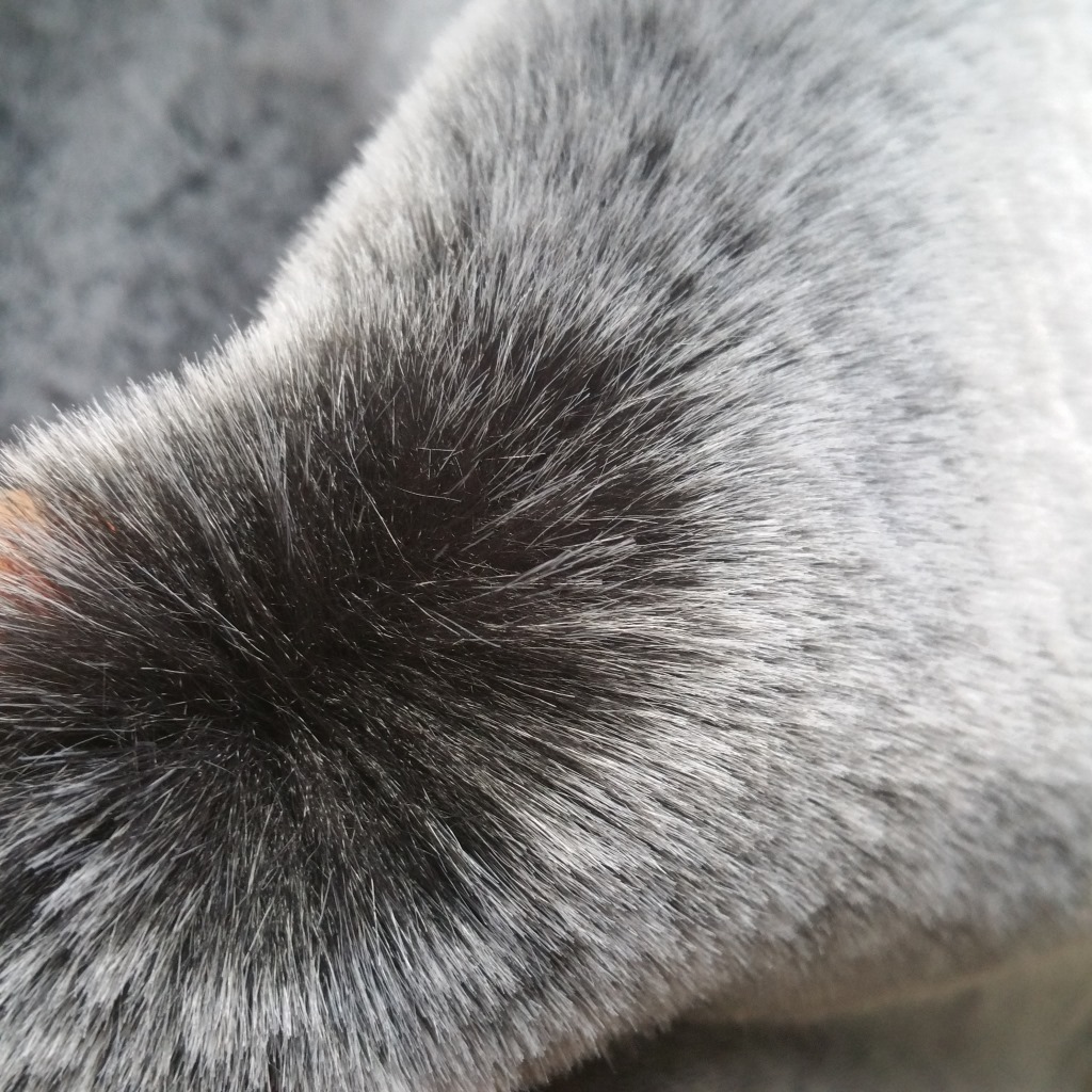 供应黑拔白尖 仿真獭兔毛 黑褪白 超逼真仿皮草面料 顺滑不掉毛