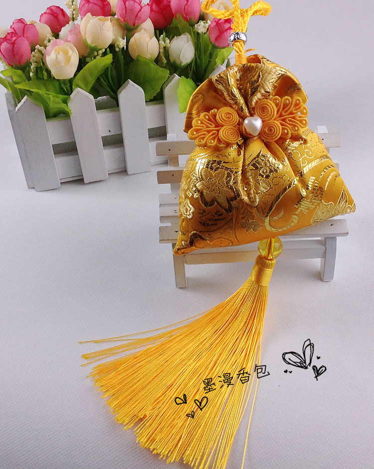 批发驱蚊虫精致端午赠品平安香袋端午节衣柜香包盘扣香囊车挂