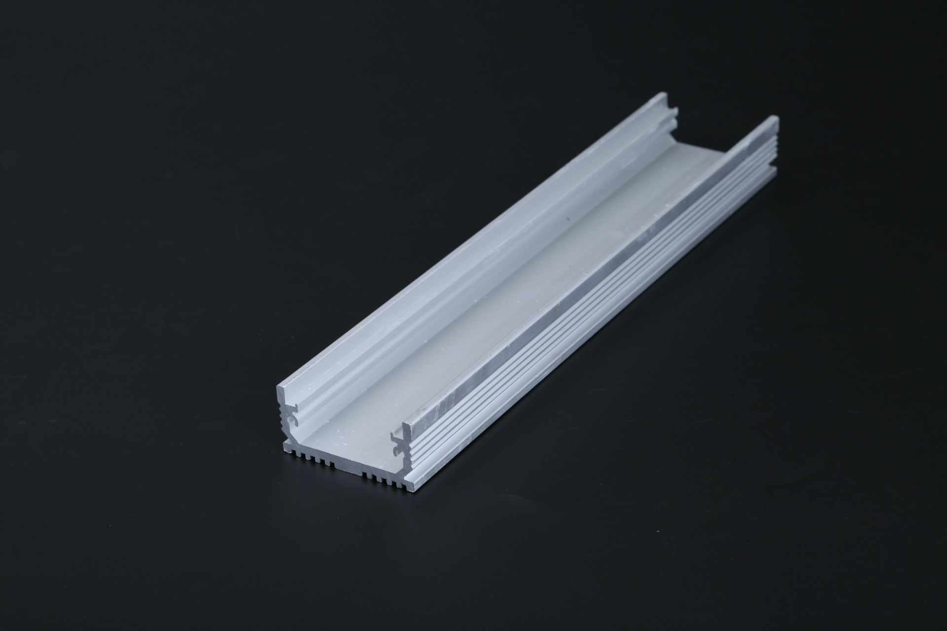 灯饰铝材 佛山厂家直销led线条灯铝型材