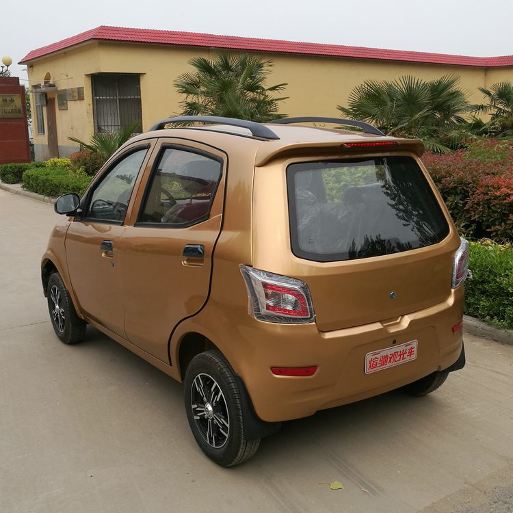 厂家直销迅捷老年人新款四轮燃油代步车微型电动车太阳能电动车